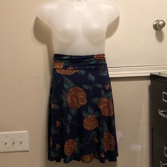 LulaRoe skirt - Picture 4 of 6